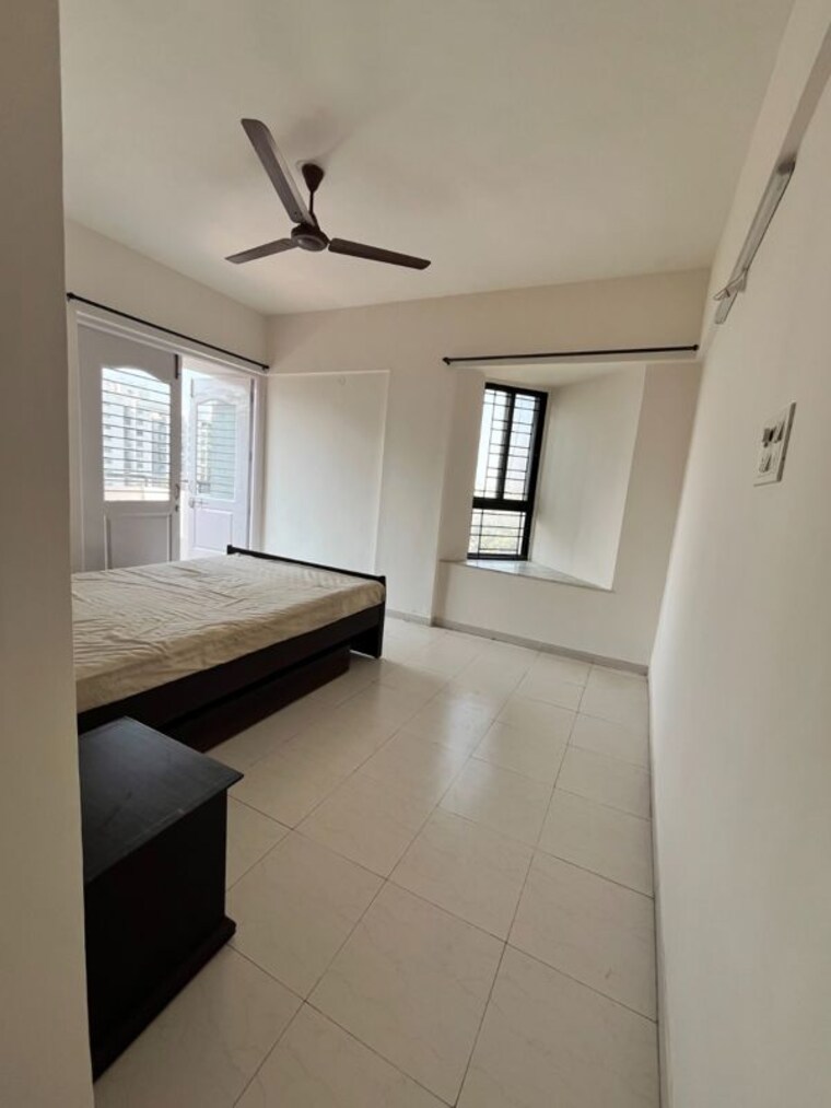 Kitchen, shree-bal-kapil-akhila 3 Bedroom 1820 Sq.Ft. Penthouse In Baner Pune 10064215