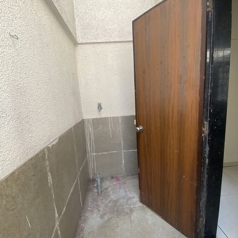 Bathroom, sun city 2 Bedroom 760 Sq.Ft. Apartment In Sun City Pune 10064223