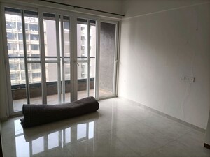 Room in 3 BHK Apartment at Majestique Marbella Phase 1, Kharadi – for Sale