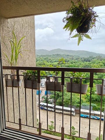 1 BHK Apartment For Sale in Vihang Valley Phase 3, Kasarvadavali