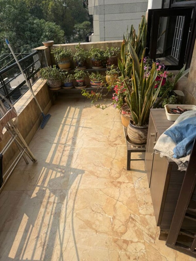 Balcony, sector 46 3 Bedroom 1300 Sq.Ft. Apartment In Sector 46 Faridabad 10064289