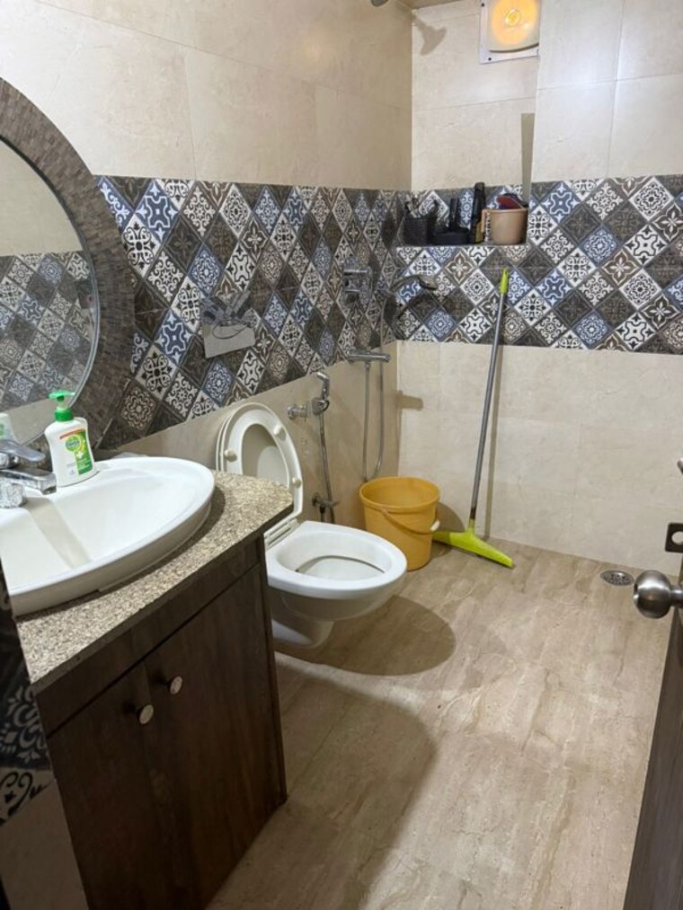 Master Bedroom, sector 46 3 Bedroom 1300 Sq.Ft. Apartment In Sector 46 Faridabad 10064289