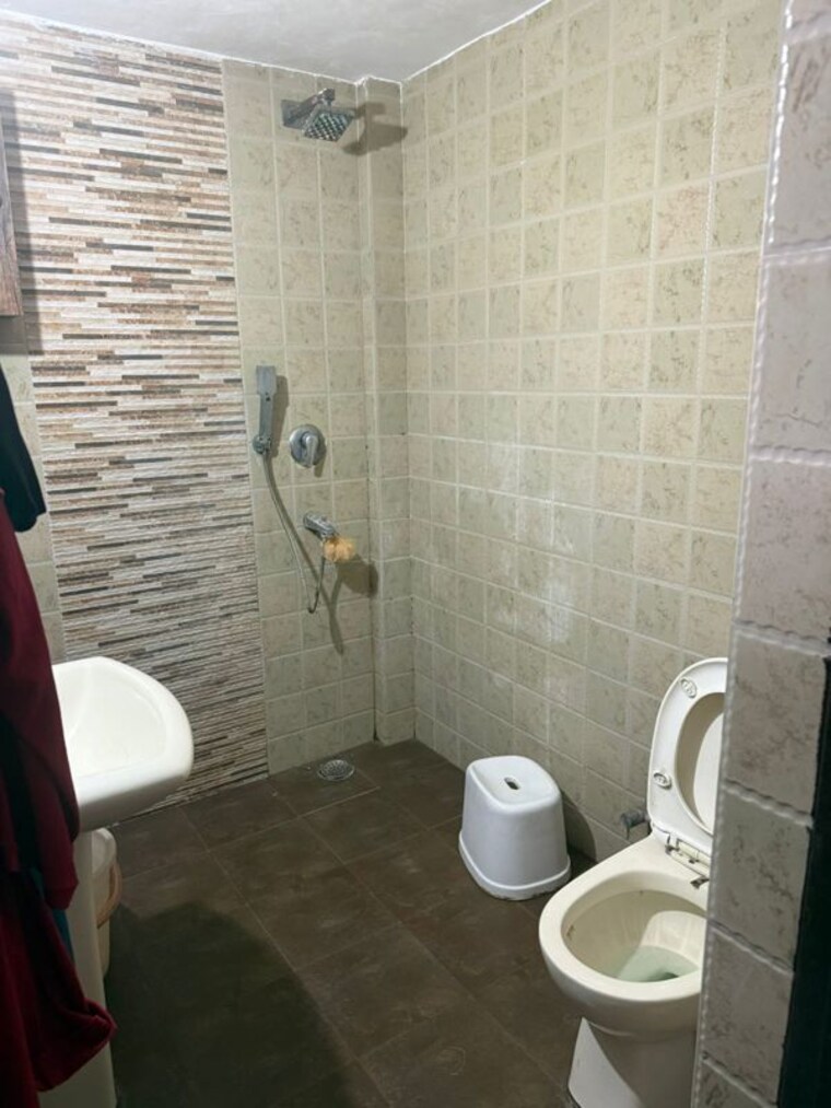 Master Bedroom, sector 46 3 Bedroom 1300 Sq.Ft. Apartment In Sector 46 Faridabad 10064289