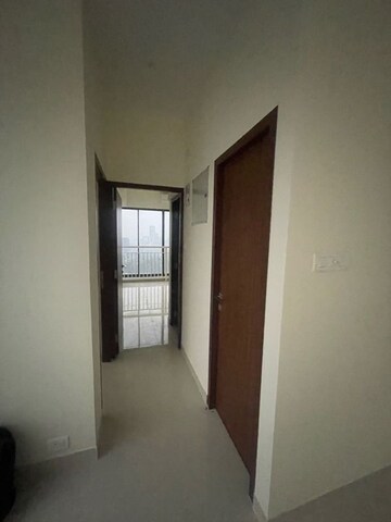 Room in 2 BHK Apartment at Dynamix Divum, Malad East – for Rent