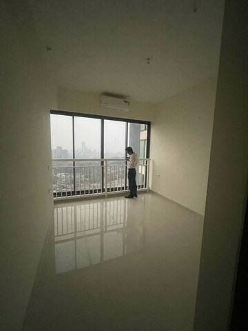 Room in 2 BHK Apartment at Dynamix Divum, Malad East – for Rent