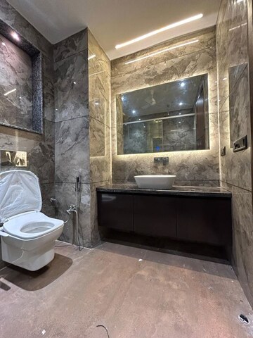 Bathroom in 1 RK Apartment at Dlf Cyber City, Sector 24 – for Rent