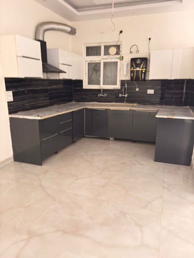Kitchen, ramgarh bhudda 3 Bedroom 1350 Sq.Ft. Builder Floor In Ramgarh Bhudda Zirakpur 10064374