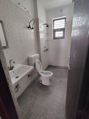 Attached Bathroom in 2 BHK Builder Floor at Sector 9 – for Rent