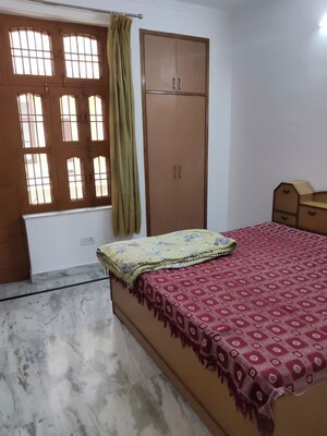 Bedroom in 2 BHK Builder Floor at Sector 9 – for Rent