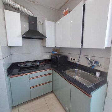 Kitchen in 1 BHK Builder Floor at Malviya Nagar – for Rent