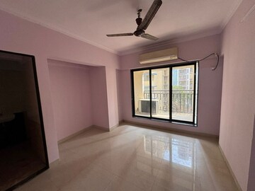 Room in 3 BHK Apartment at Andheri West – for Rent