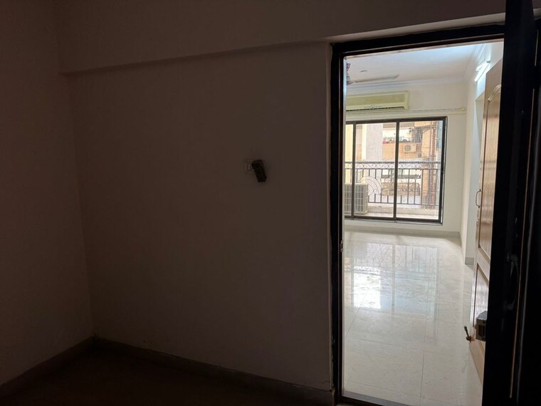 Room, andheri west 3 Bedroom 1200 Sq.Ft. Apartment In Andheri West Mumbai 10064441