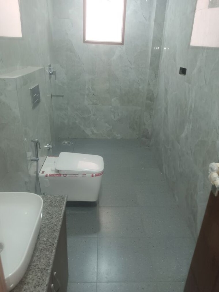 Bathroom, sector 9 4 Bedroom 3050 Sq.Ft. Builder Floor In Sector 9 Gurgaon 10064447