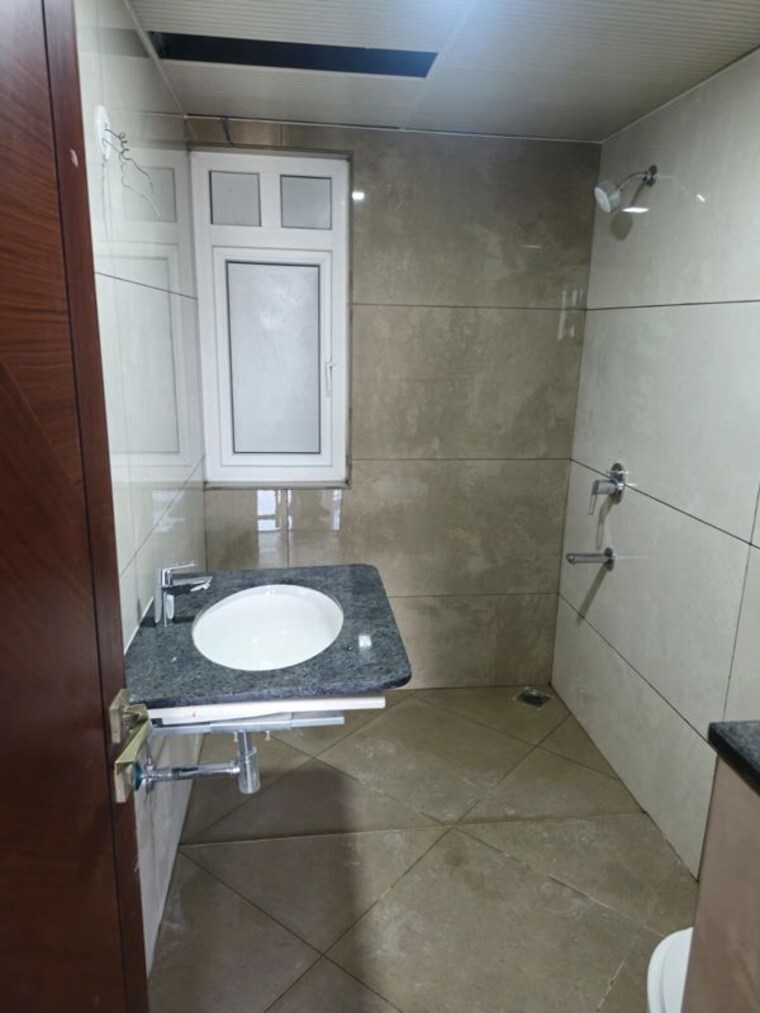 Bathroom, sumadhura-folium 3.5 Bedroom 1985 Sq.Ft. Apartment In Whitefield Bangalore 10064255
