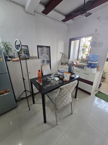 Master Bedroom in 2 BHK Apartment at New Mhada Towers, Andheri West – for Rent