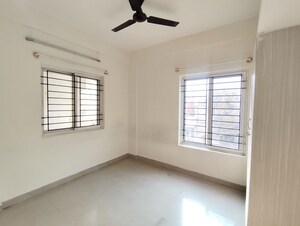Room in 2 BHK Apartment at Btm Layout – for Rent