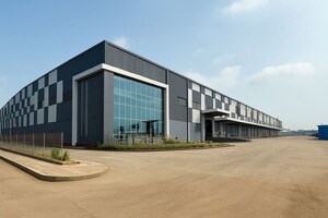  Warehouse – Exterior View View at Uran - for Rent