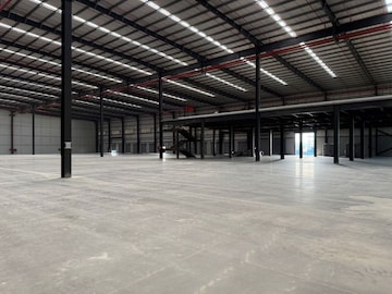 Common Area in  Warehouse at Uran – for Rent