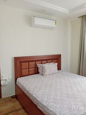 Bedroom in 3.5 BHK Builder Floor at Ansals Sushant City – for Rent