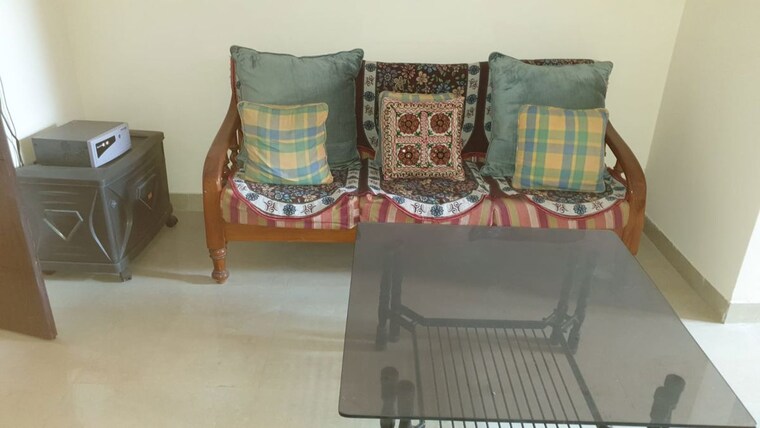 Bedroom, sector 30 2 Bedroom 1000 Sq.Ft. Builder Floor In Sector 30 Gurgaon 10064557
