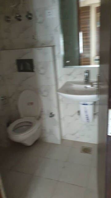 Bathroom in 2 BHK Builder Floor at Sector 30 – for Rent