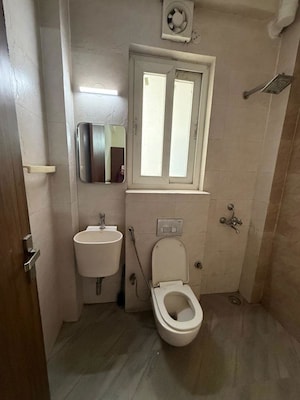 Bathroom in 2 BHK Builder Floor at Sector 46 – for Rent