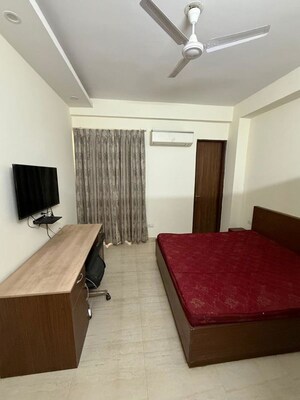 Bedroom in 2 BHK Builder Floor at Sector 46 – for Rent