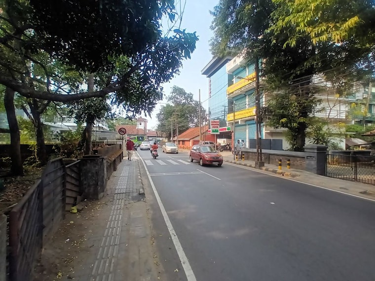 Balcony, ernakulam Commercial Office Space 1400 Sq.Ft. In Ernakulam Kochi 10064570