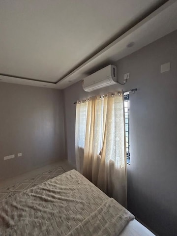 Building Lobby in 2 BHK Villa at Vengambakkam – for Sale