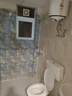 2 BHK Apartment For Rent in Signature Global The Millennia