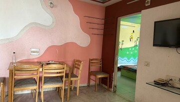 Bedroom in 2 BHK Apartment at Naranpura – for Rent