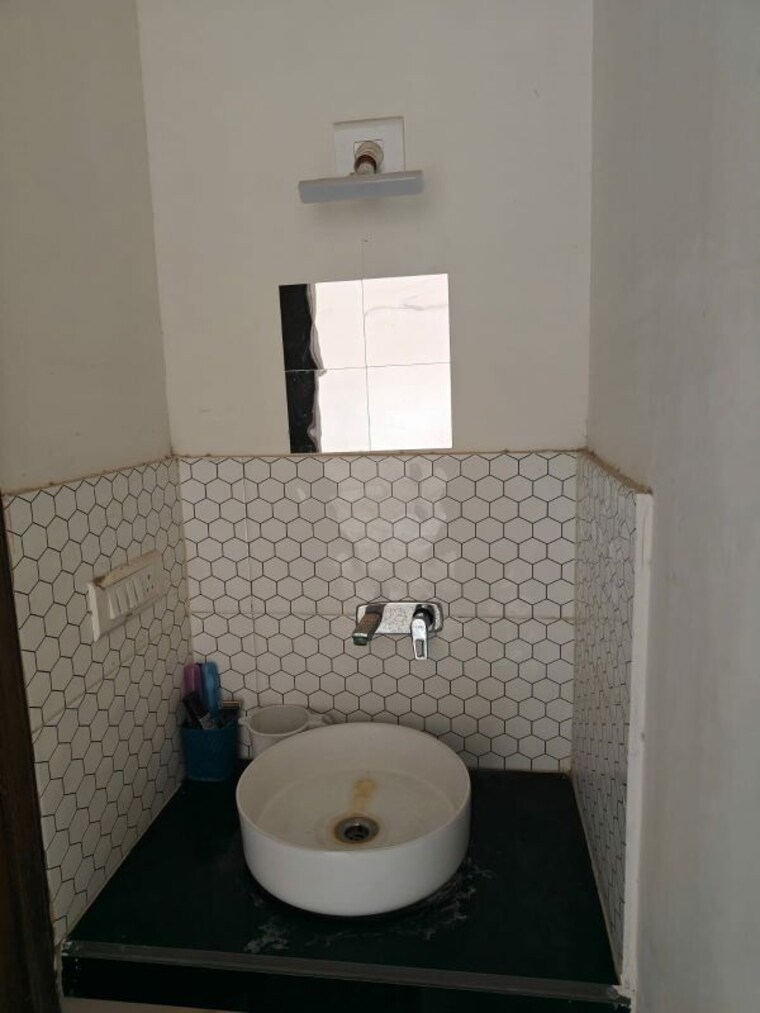 Master Bedroom, gota 2 Bedroom 1200 Sq.Ft. Apartment In Gota Ahmedabad 10064695