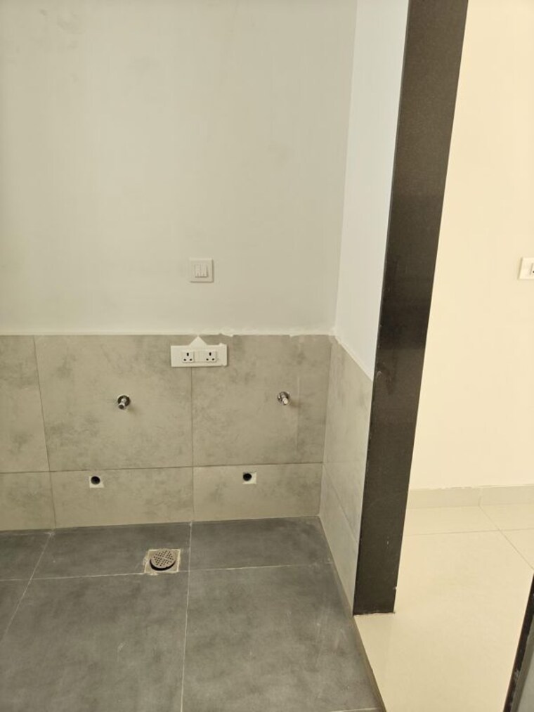 Bathroom, rajapushpa-provincia 2 Bedroom 1370 Sq.Ft. Apartment In Narsingi Hyderabad 10064750