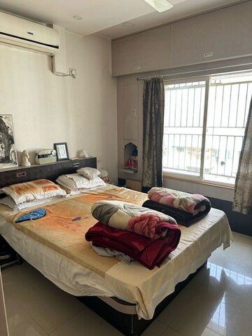 Bedroom in 2 BHK Apartment at Kumar Primavera, Wadgaon Sheri – for Rent