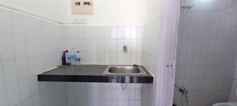 Bathroom, akshar-business-park Commercial Office Space 1430 Sq.Ft. In Vashi Sector 19f Navi Mumbai 10064802