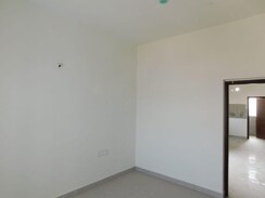 3 BHK Apartment For Sale in Hallmark Treasor