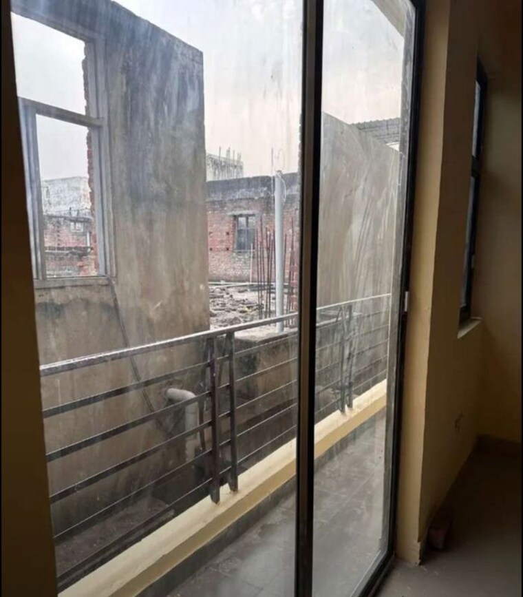Balcony, butler colony 3 Bedroom 1400 Sq.Ft. Apartment In Butler Colony Lucknow 10064858
