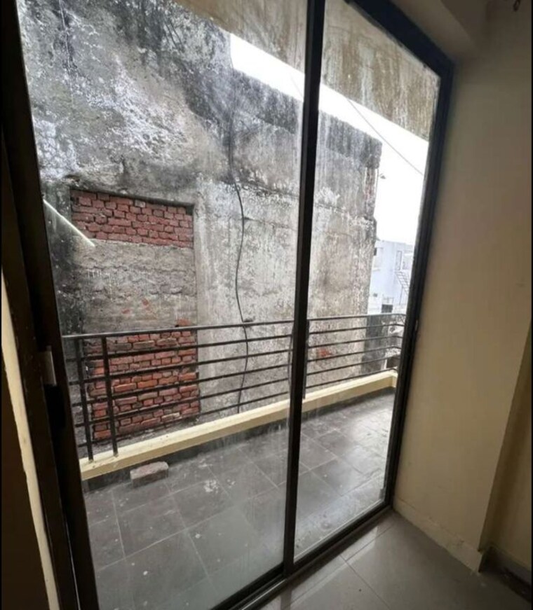 Balcony, butler colony 3 Bedroom 1400 Sq.Ft. Apartment In Butler Colony Lucknow 10064858