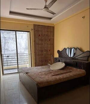Living Room in 3 BHK Apartment at Butler Colony – for Rent