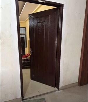 Building Lobby in 3 BHK Apartment at Butler Colony – for Rent