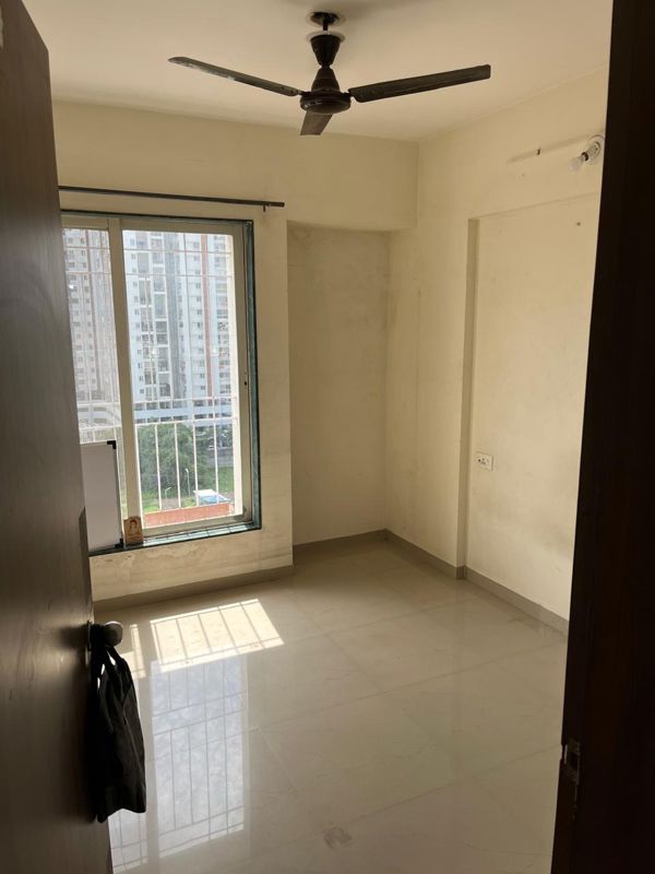 2 BHK Apartment For Rent in Sharvil Complex