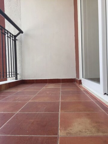 Room in 2.5 BHK Apartment at Prestige Sunrise Park, Electronic City Phase I – for Sale