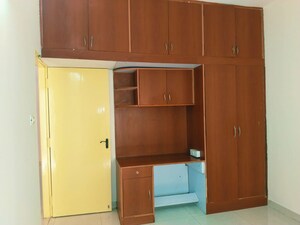 Furnished Amenities in 2 BHK Apartment at Geetanjili Indira, Indiranagar – for Rent