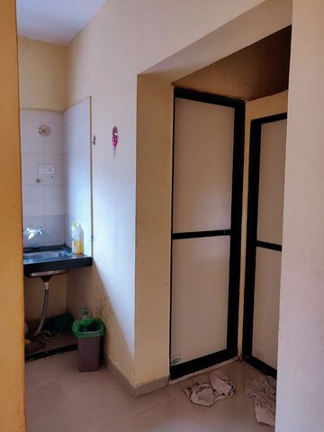 Room in 1 BHK Apartment at Andheri East – for Sale