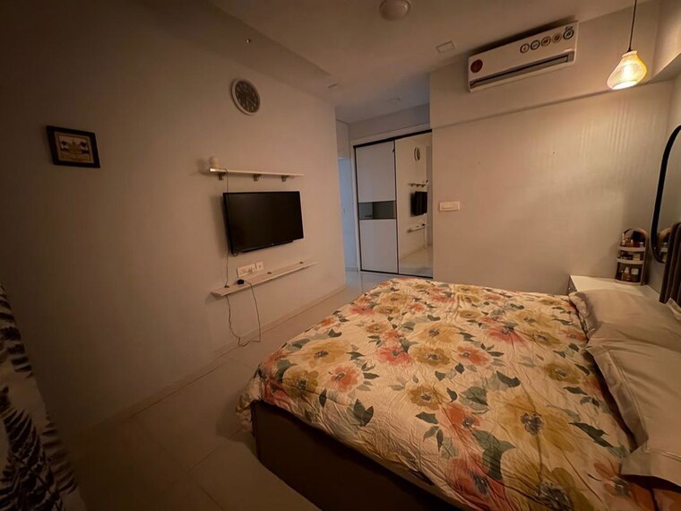 Bedroom, rustomjee-azziano-wing-e 2 Bedroom 691 Sq.Ft. Apartment In Thane West Thane 10065133
