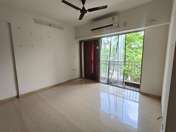 Room in 2 BHK Apartment at Lodha Palava Exotica, Dombivli East – for Sale