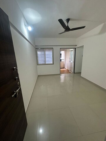 2 BHK Apartment For Sale in Solitaire Palms, Moshi