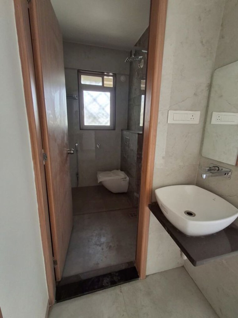 Bathroom, gananjay-society 2 Bedroom 1010 Sq.Ft. Apartment In Kothrud Pune 10065269