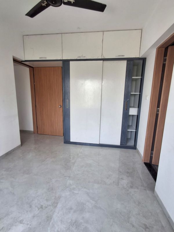 2 BHK Apartment For Rent in Gananjay Society