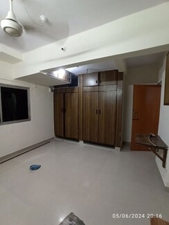 2 BHK + Study Room Apartment For Sale in Geetanjali Apartment Andheri  East